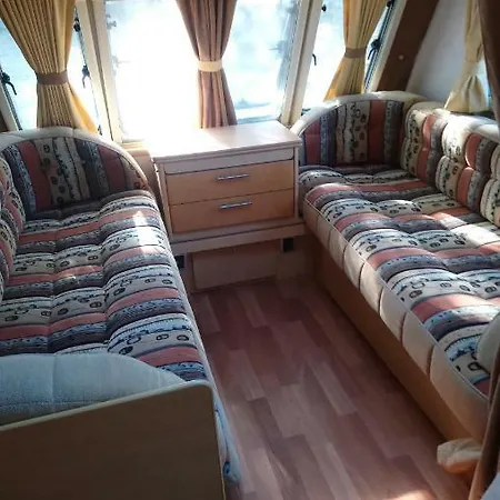 Campingplatz Pitsoni 2*