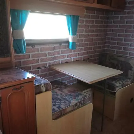 Pitsoni Campingplatz Sykia