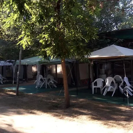 Pitsoni Campsite 2*