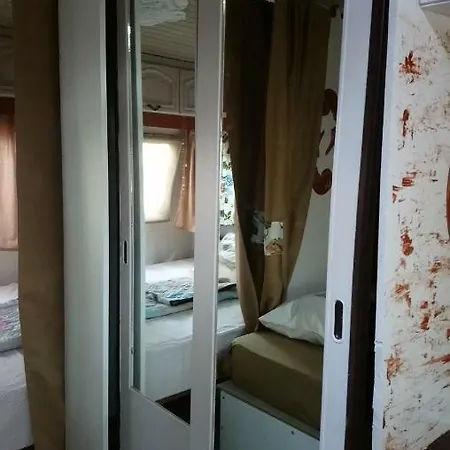 Pitsoni 2* סיקיה