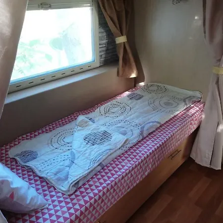 Pitsoni 2* סיקיה