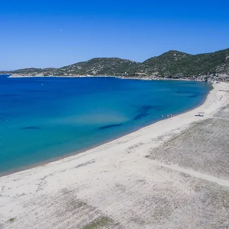 Pitsoni אתר קמפינג