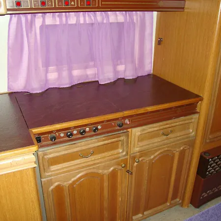 Pitsoni אתר קמפינג 2*