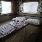 Camping Pitsoni 2*